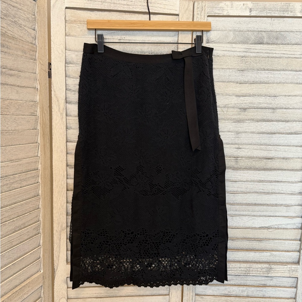 Dolce & Gabbana Black Midi Lace Skirt